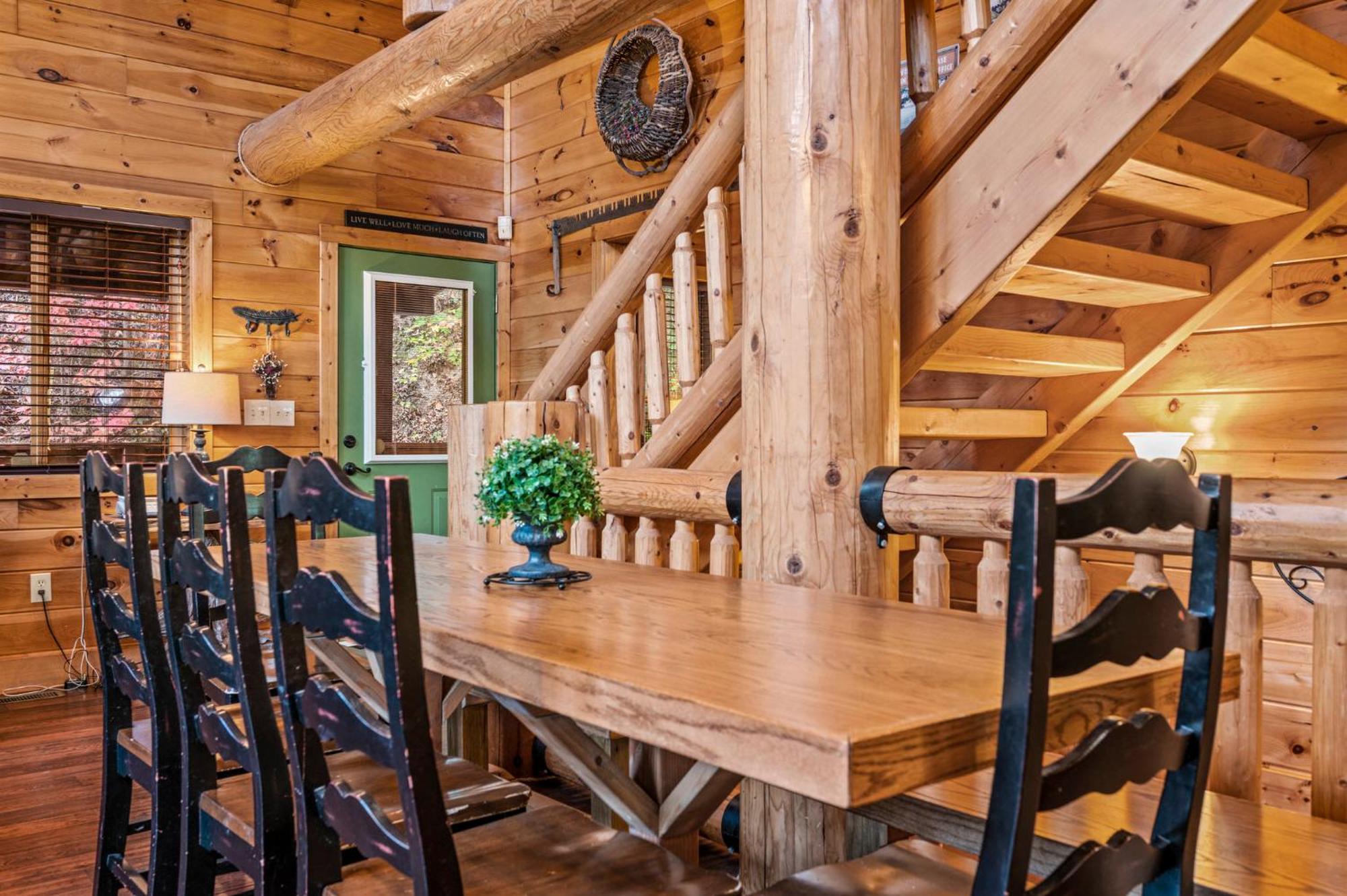 Relaxation Retreat - Pickleball Cabin - Wi-Fi, Fire Pit With Bar, Ev, Game Room, Hot Tub, Pool Access - Mins To Pf Sevierville Exterior foto